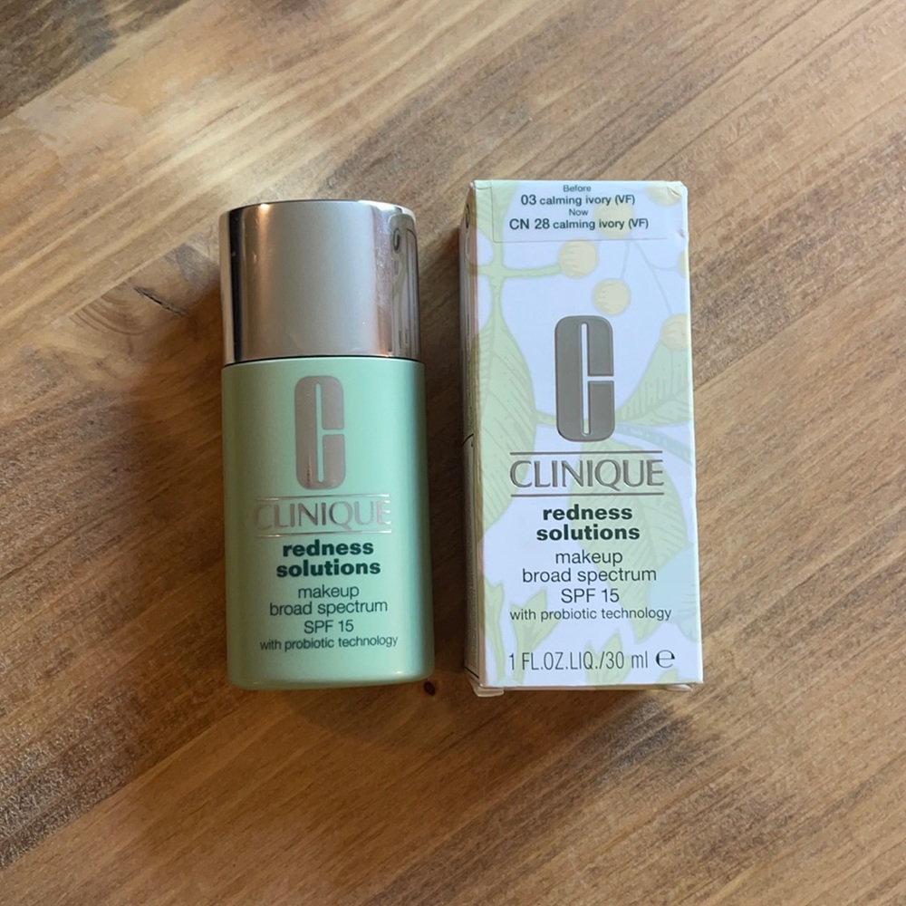 (2) NEW Clinique Redness Solutions Foundations